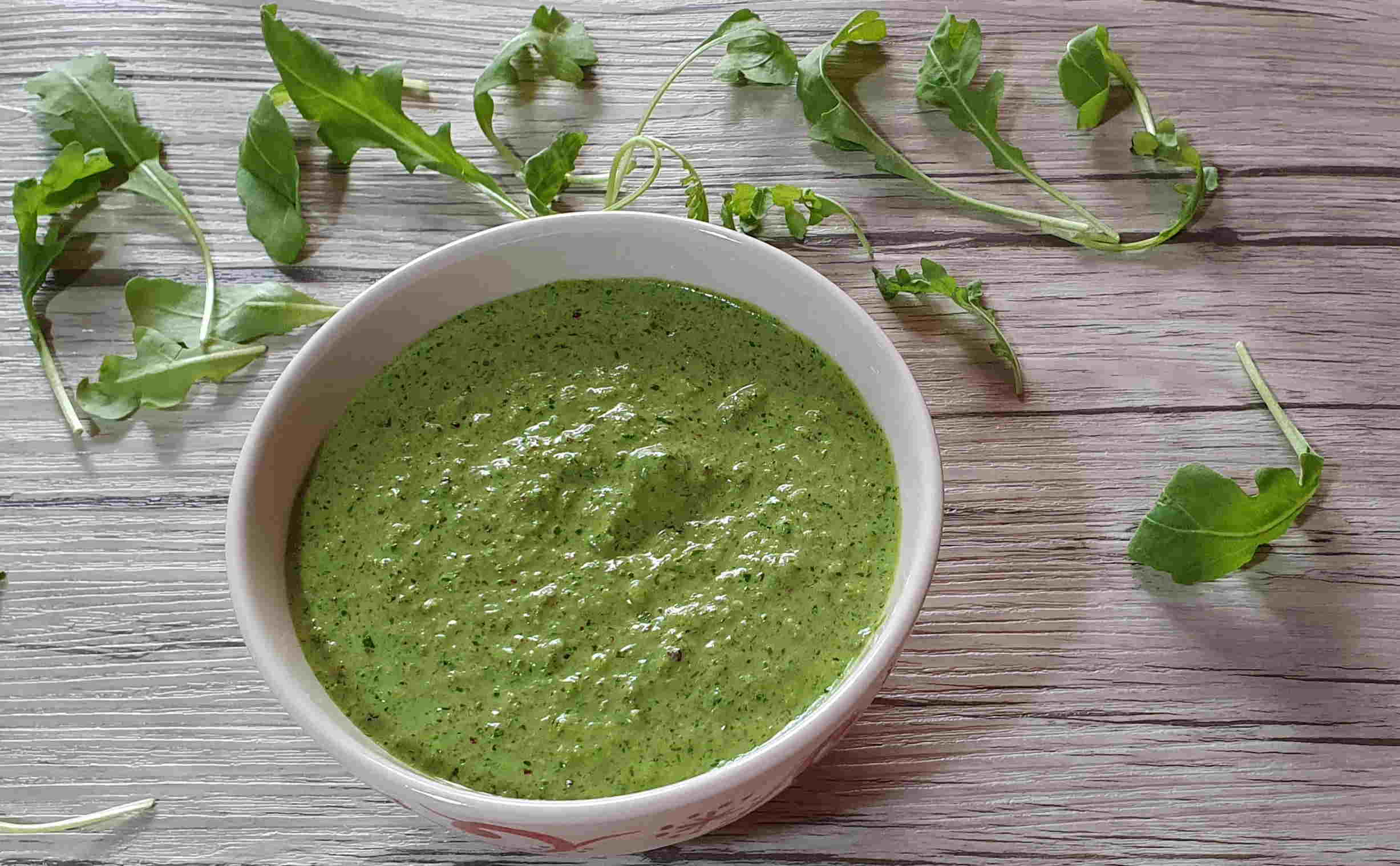 Pesto di rucola e mandorle